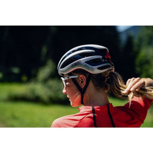 AirBreaker-Helm-performance-red-.jpg