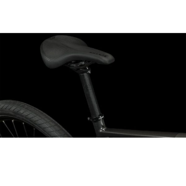 Cube-Hyde-.jpg Cube-Hyde-.jpg