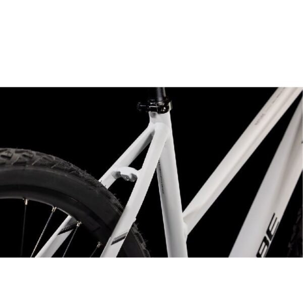 E-BIKE-Cube-Nature-Pro-1-9.jpg